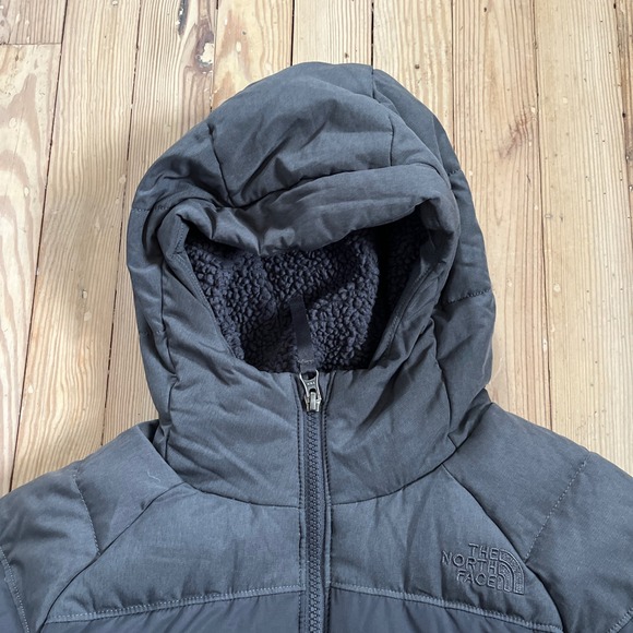 North Face 550 Down fill Puffer winter Jacket Hooded Kids Boys Medium 10 12 Grey - Picture 3 of 10